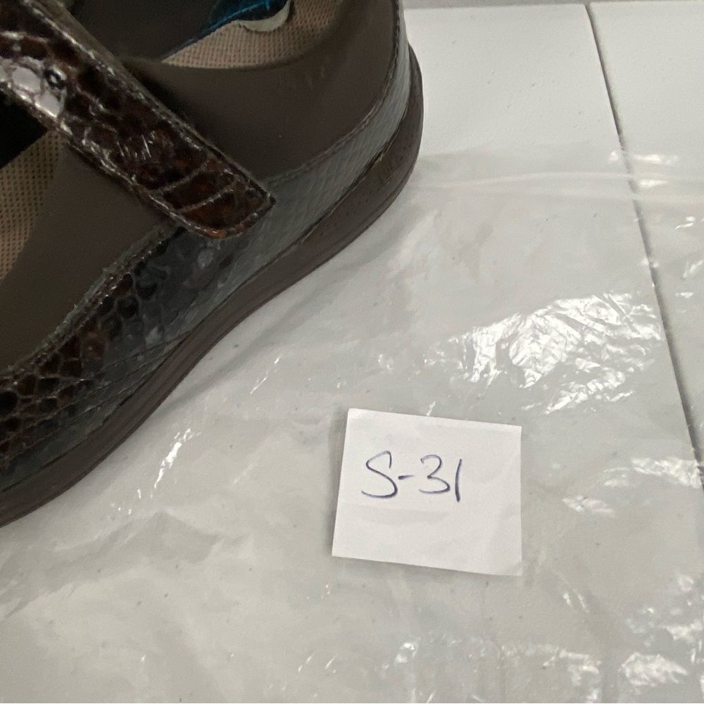 Drew Rose Womens Brown Snake‎ Print Leather Mary Jane Loafer Shoes Academia Sz 8 - Picture 12 of 12